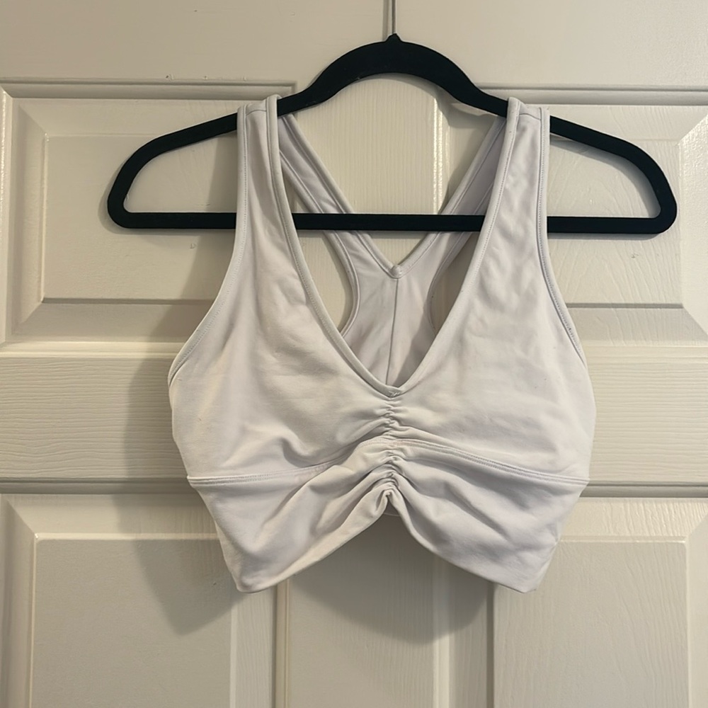 Alo yoga sports bra
